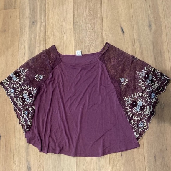 Anthropologie Sz M Embroidered Lace Sleeve Blouse by Akemi + Kin EUC pink purple - Picture 4 of 5